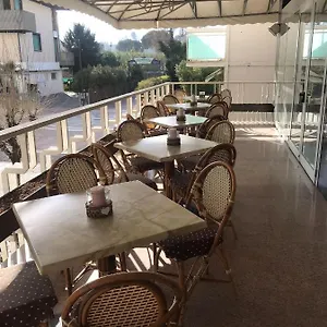 3* Hotel Riviera