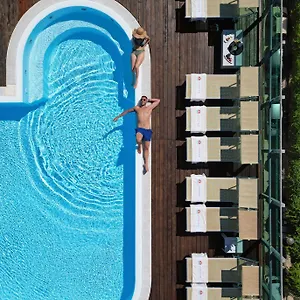 Universal Hotel